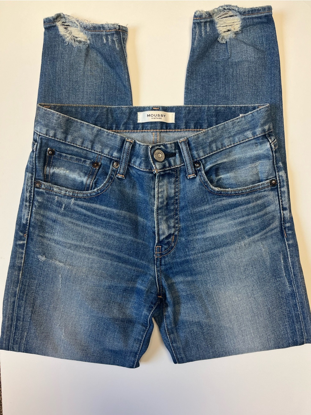 Moussy Vintage Women’s Japanese Jeans Distressed Med Wash Fray Hems  SZ 26 X 26